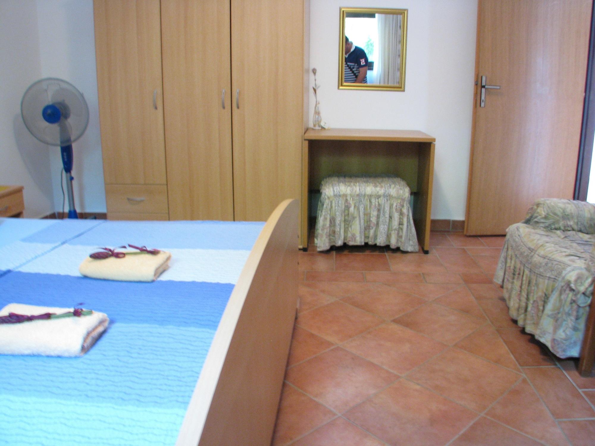 Apartments Srkoc Pinezići Zewnętrze zdjęcie