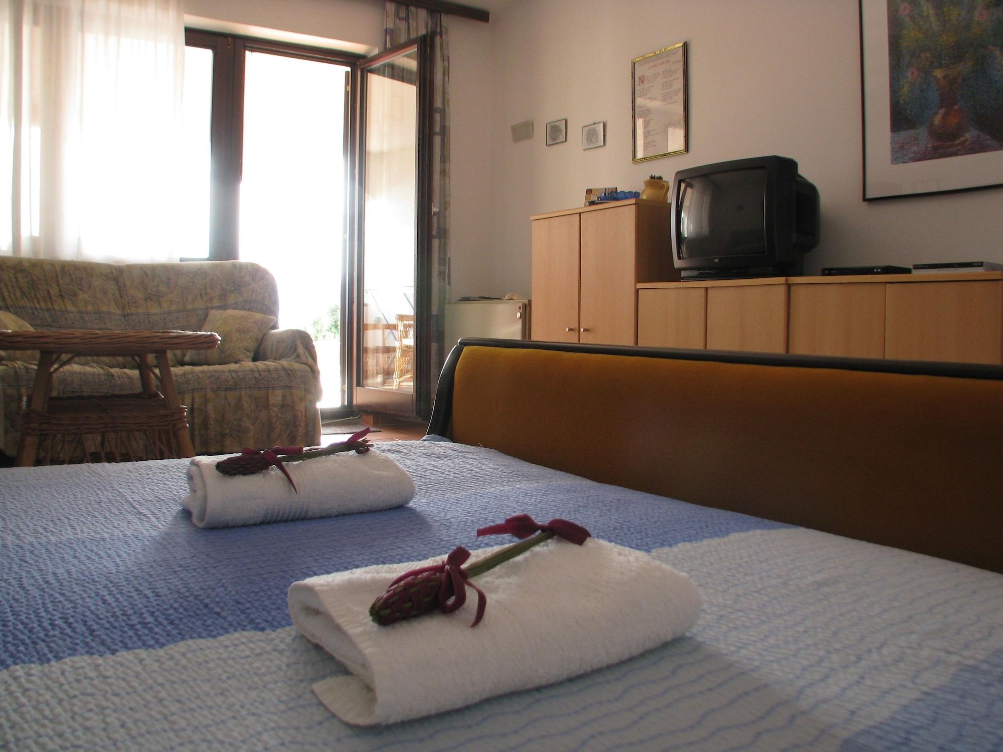 Apartments Srkoc Pinezići Zewnętrze zdjęcie