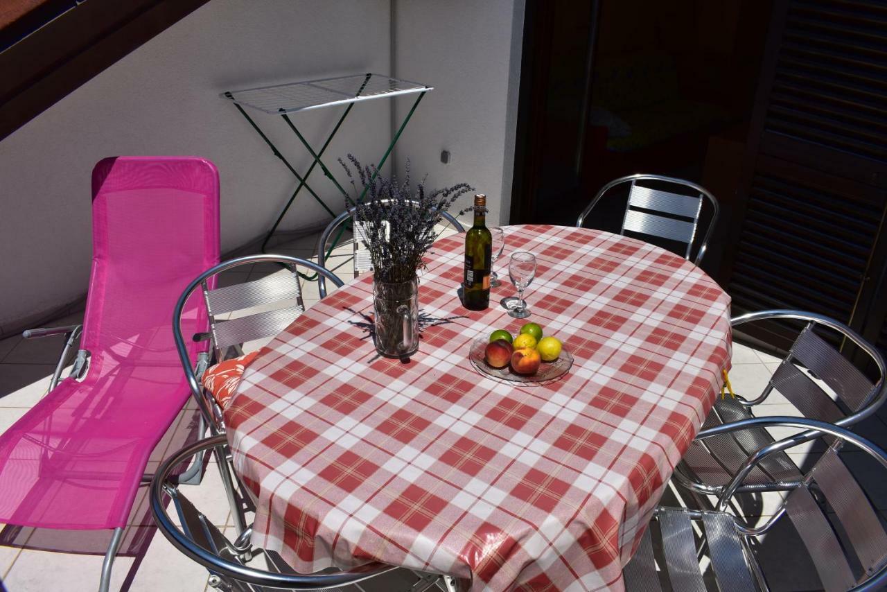 Apartments Srkoc Pinezići Zewnętrze zdjęcie